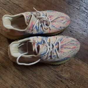 Yeezy Boost 350 V2 men's size 8
